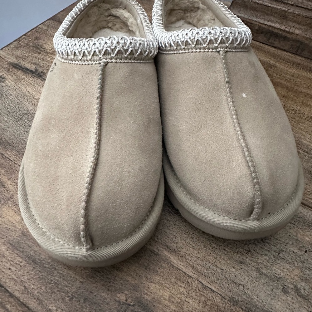 Ugg Tasman Slippers light tan